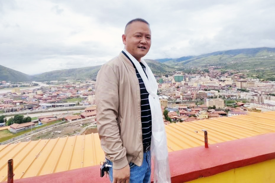 ��������ҵ�ˡ�������Уѧ�����������չ���CA88���˼�ʻԱ�յ��м���