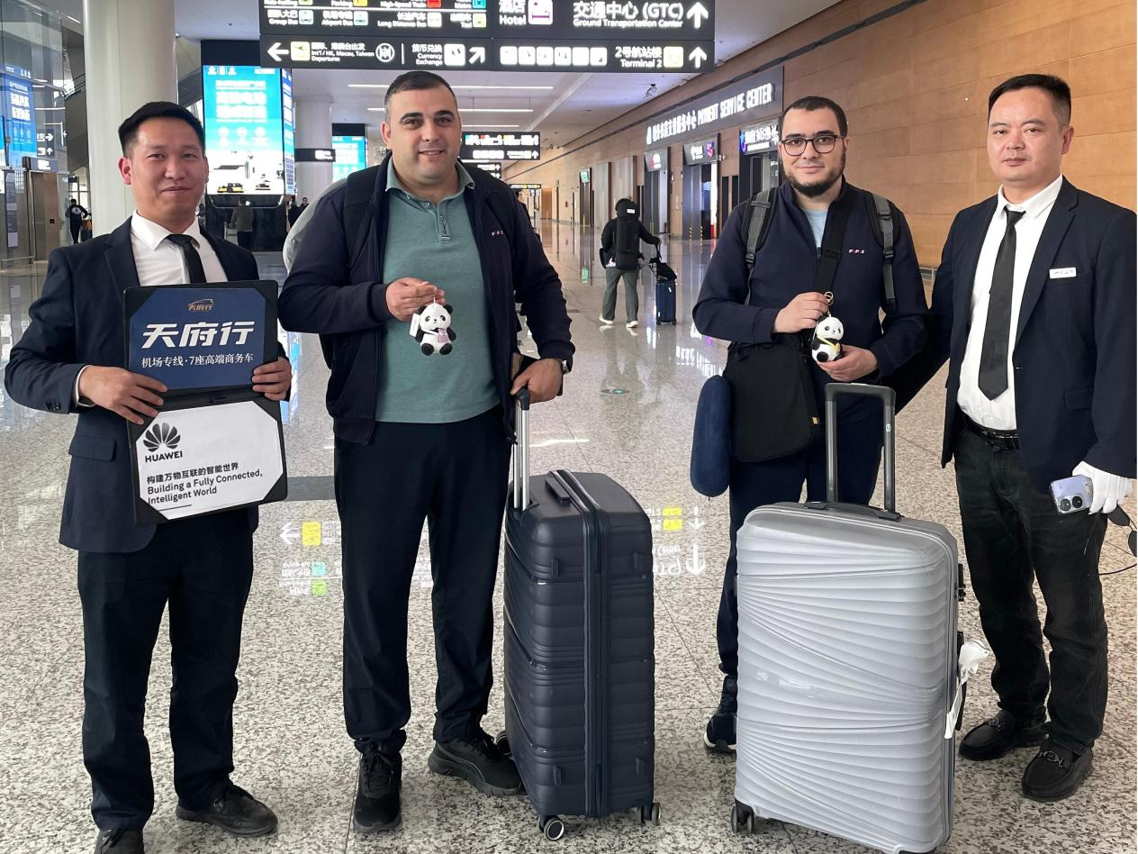 ů�ķ���12���ͣ��츮�л���ר�����������������ж�ͬҵ